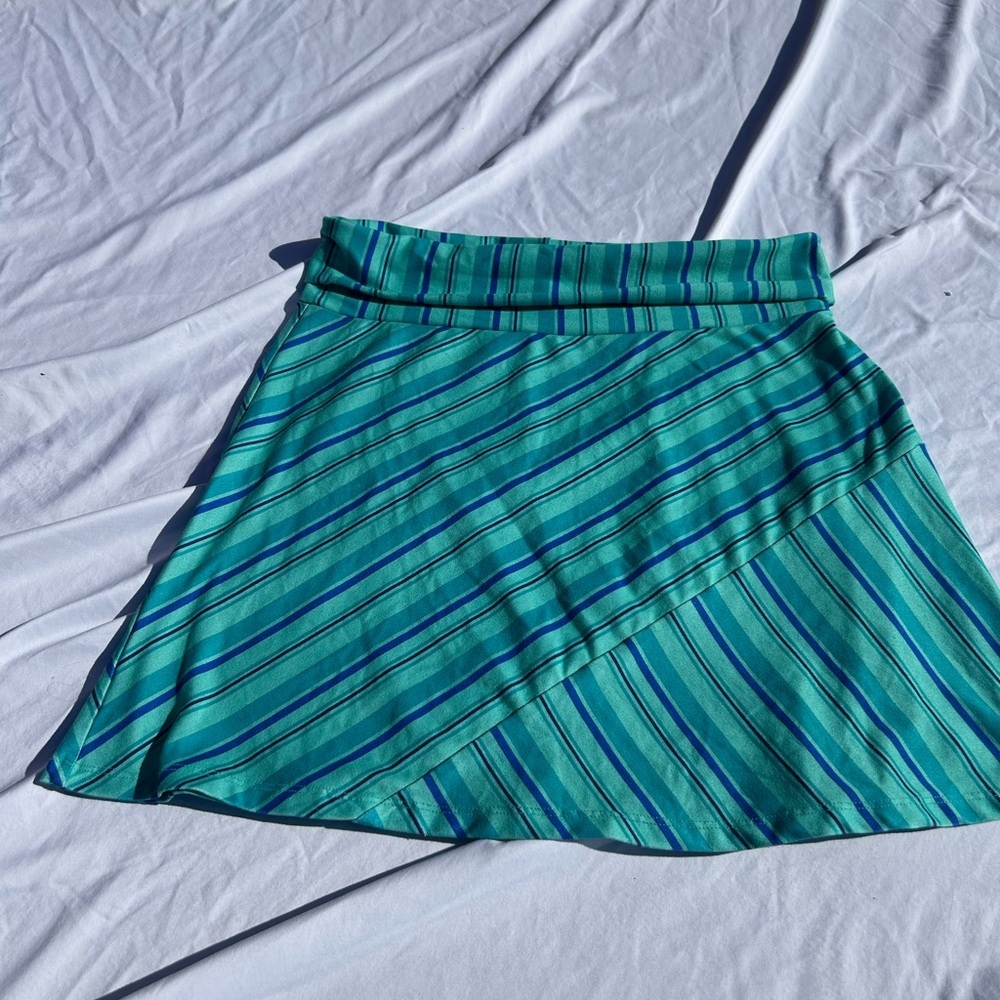 Tehama Teal And Navy Diagonal Stripe Asymmetrical Skirt Small Athletic Wear 0124